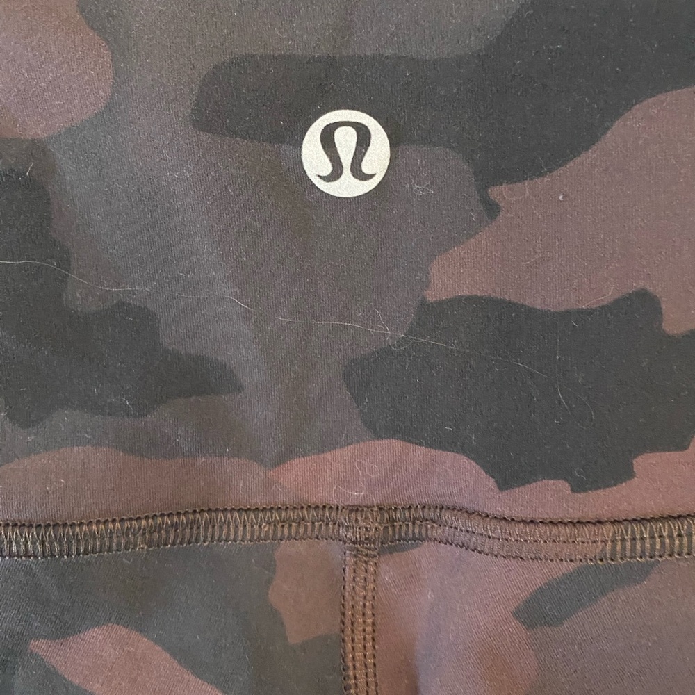 Lululemon Invigorate High-Rise Legging Stretchable Tight Camo Print Women's 2 - Picture 5 of 5